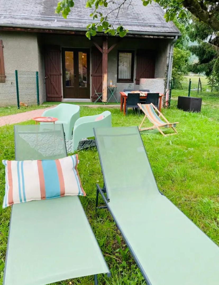 La Suite Unique - Le Jardin Sur Les Pyrenees- Vue Panoramique Montagne -Jardin Cloture Prive De 100M2-Parking-Linge De Lit Et Serviettes Compris- Bielle Exteriér fotografie